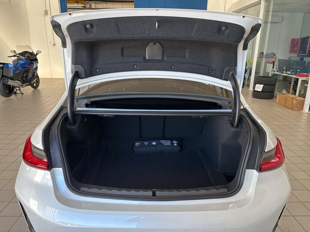 BMW Serie 3 Berlina 330 d Mild Hybrid 48V Msport Steptronic