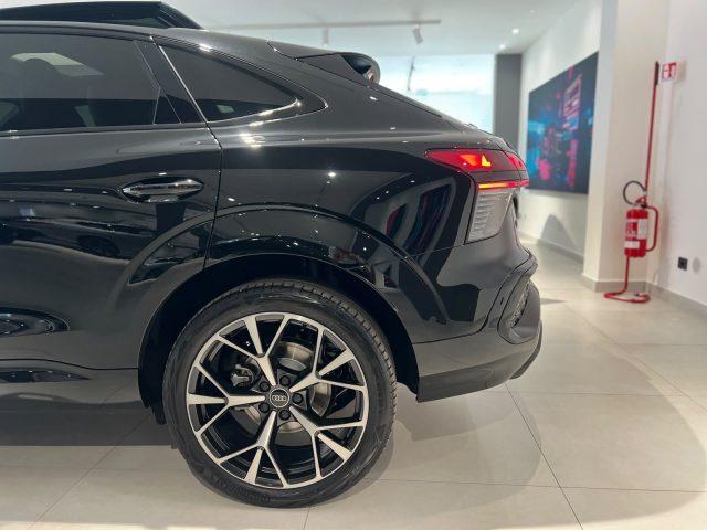 AUDI Q3 Sportback 40 TDI quattro S tronic Identity Black