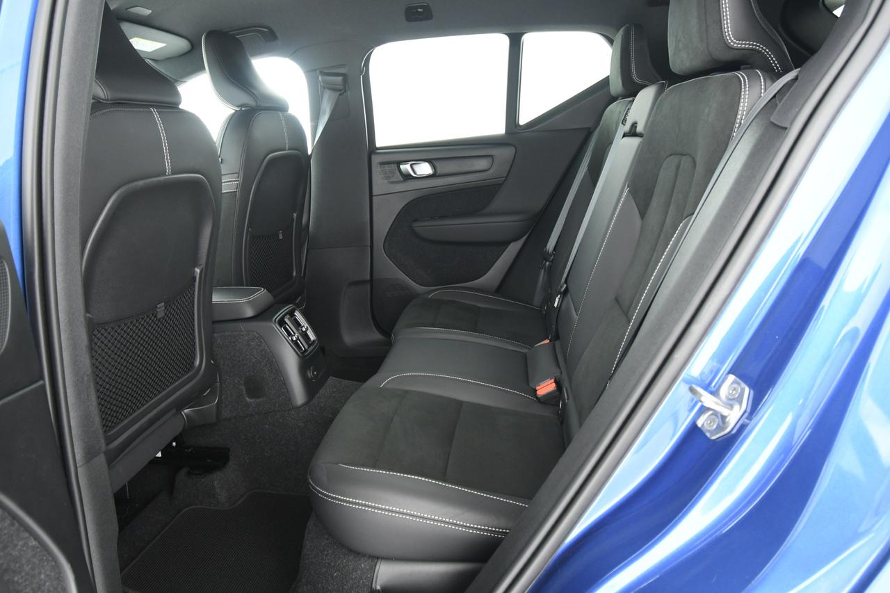 VOLVO XC40 1.5 t4 phev R-design auto my21 NEOPATENTATI+CAMERA