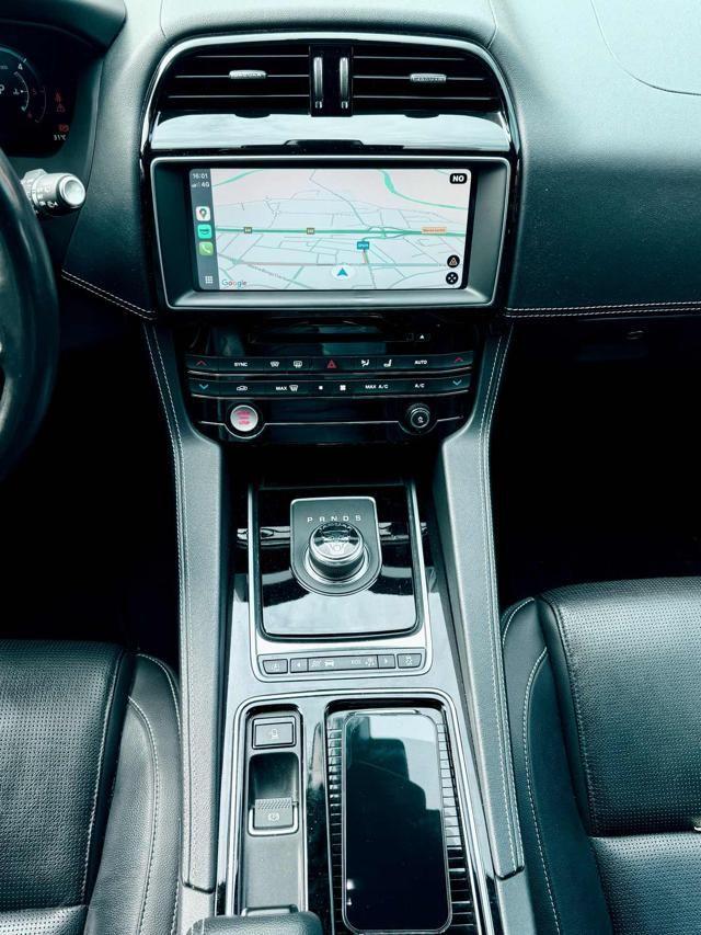 JAGUAR F-Pace 2.0 D 180 CV AWD aut. R-Sport