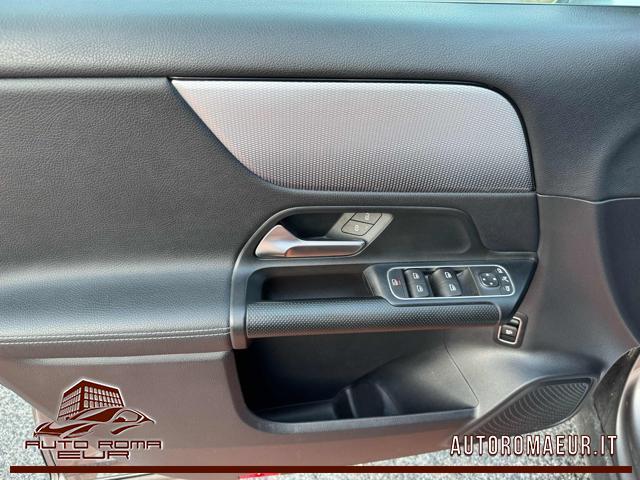 MERCEDES-BENZ GLA 180 d Automatic Sport PREZZO REALE!!! CARPLAY! FULL!