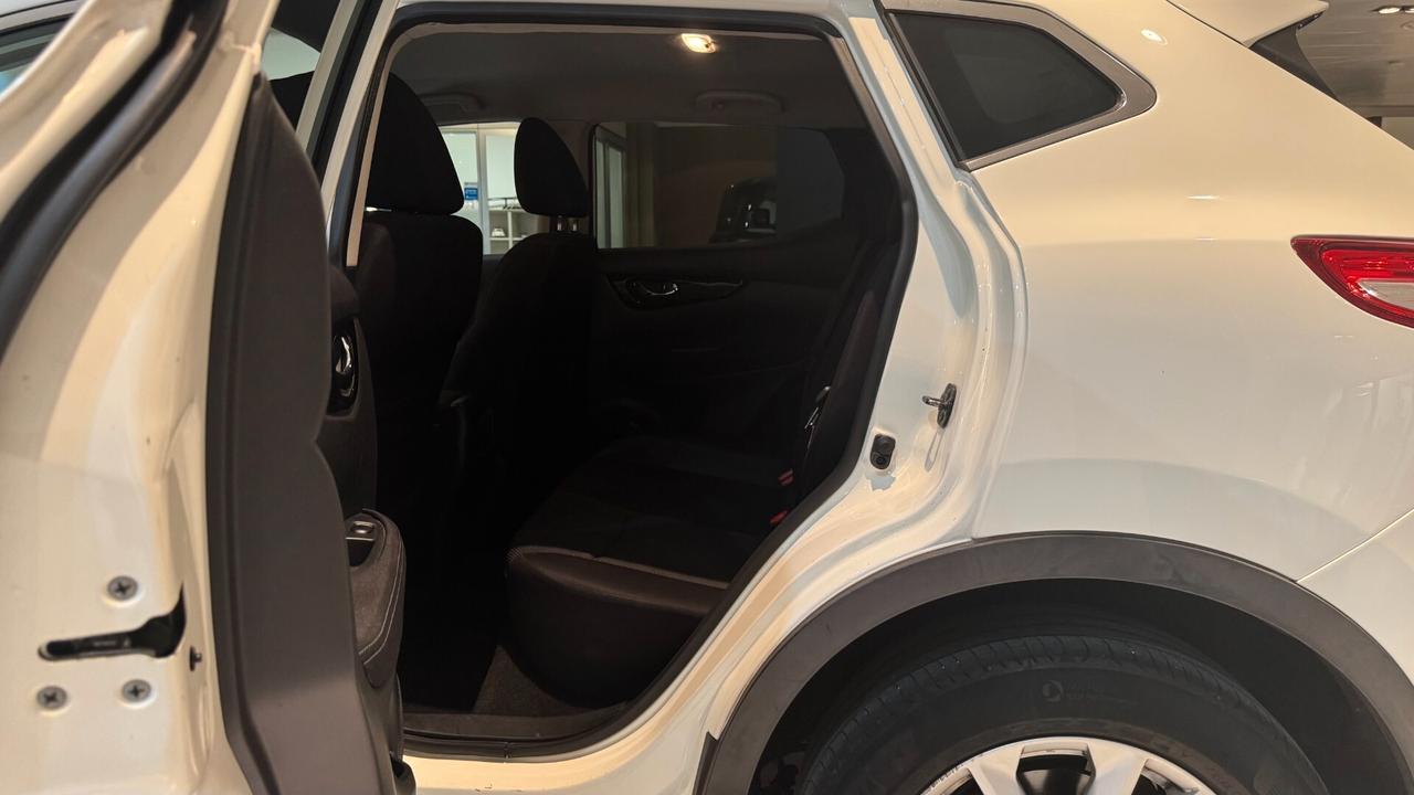 NISSAN QASHQAI 1.5 D 110CV - 2014