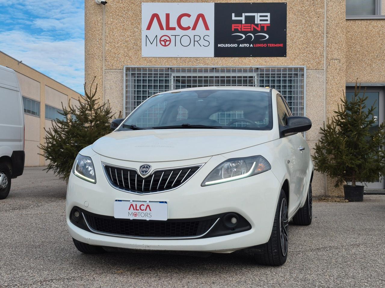 Lancia Ypsilon 1.0 FireFly 5 porte S&S Hybrid Ecochic Gold