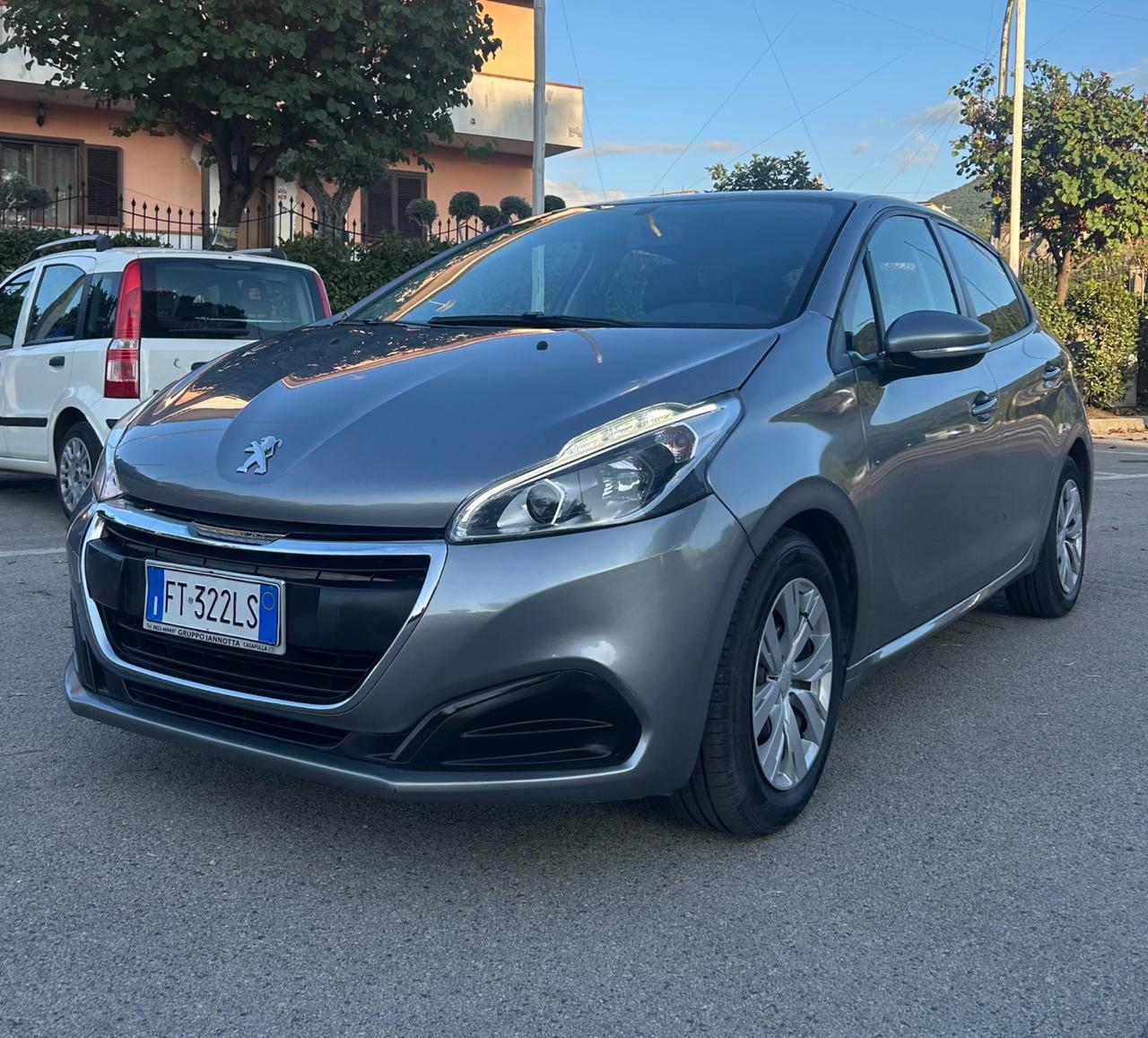Peugeot 208 PureTech 82 5 porte - 2019