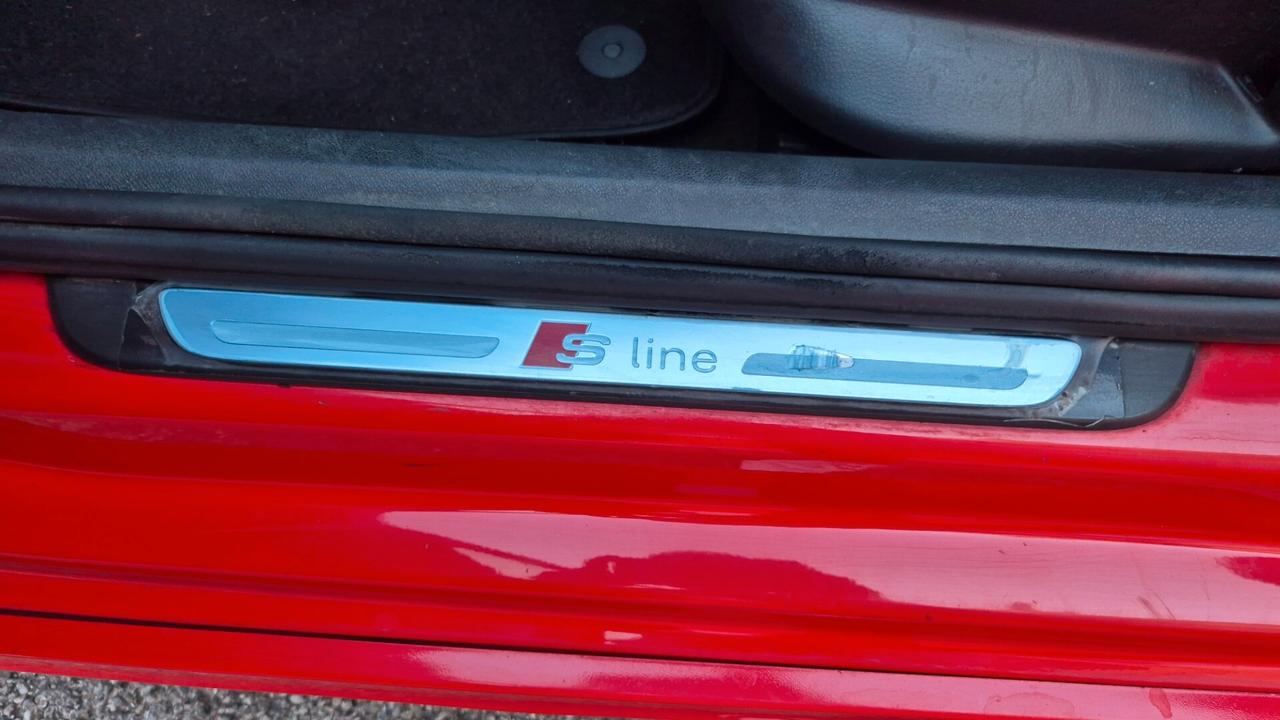 Audi A1 1.6 TDI S line edition plus