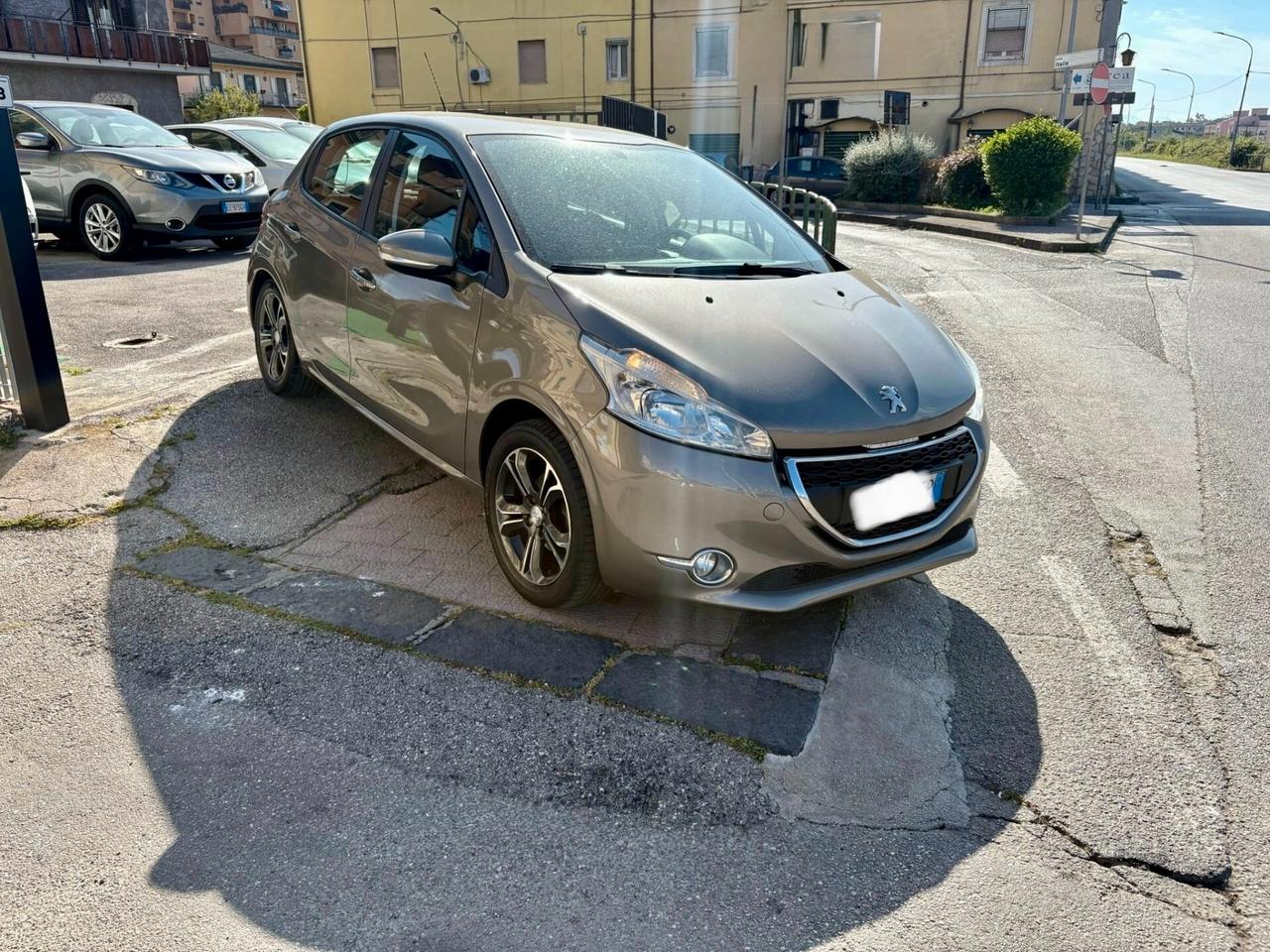 Peugeot 208 1.4 VTi 95 CV 5p. GPL Allure