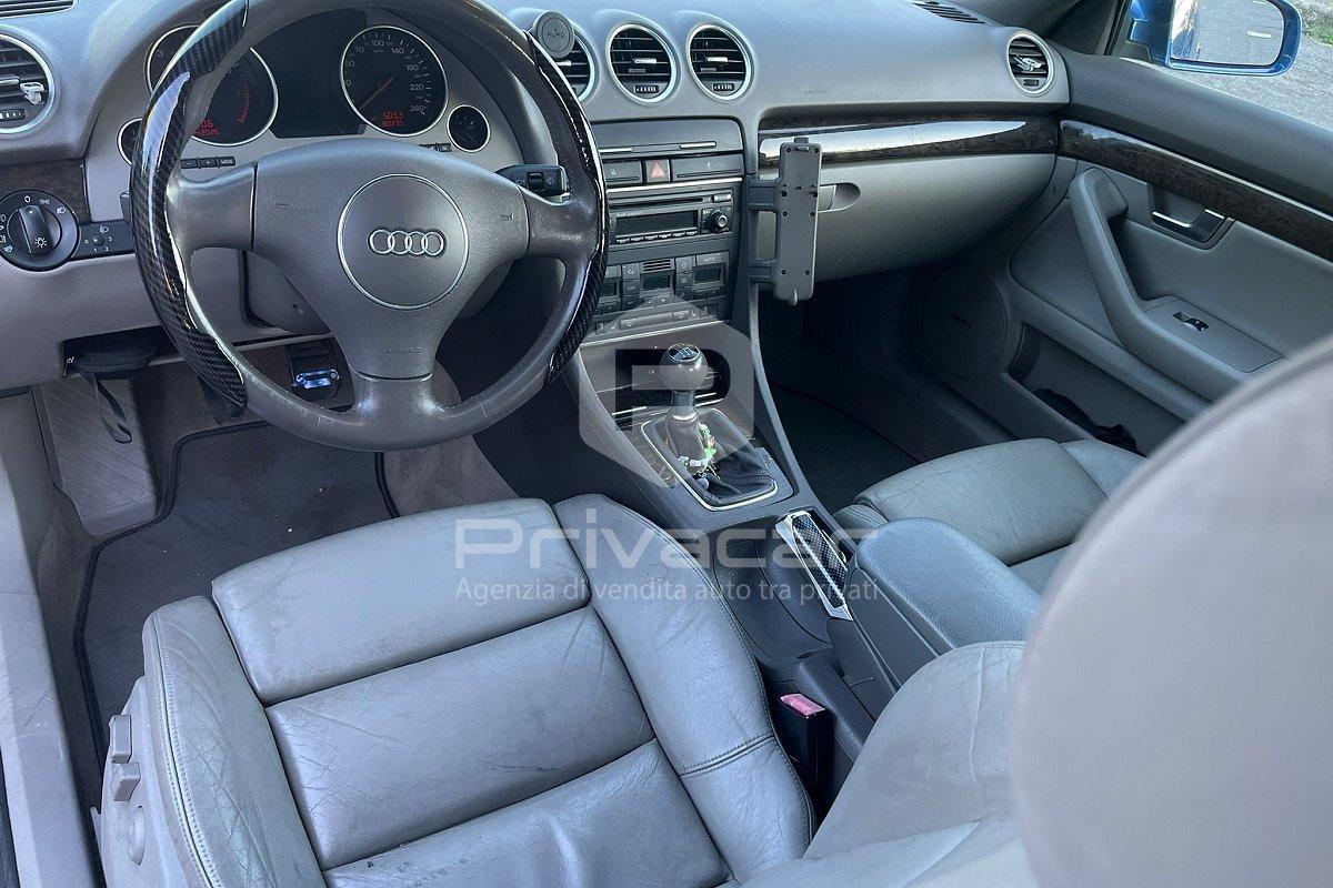 AUDI A4 2.4 V6 30V cat