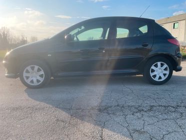Peugeot 206 1.4 5p. Enfant Terrible