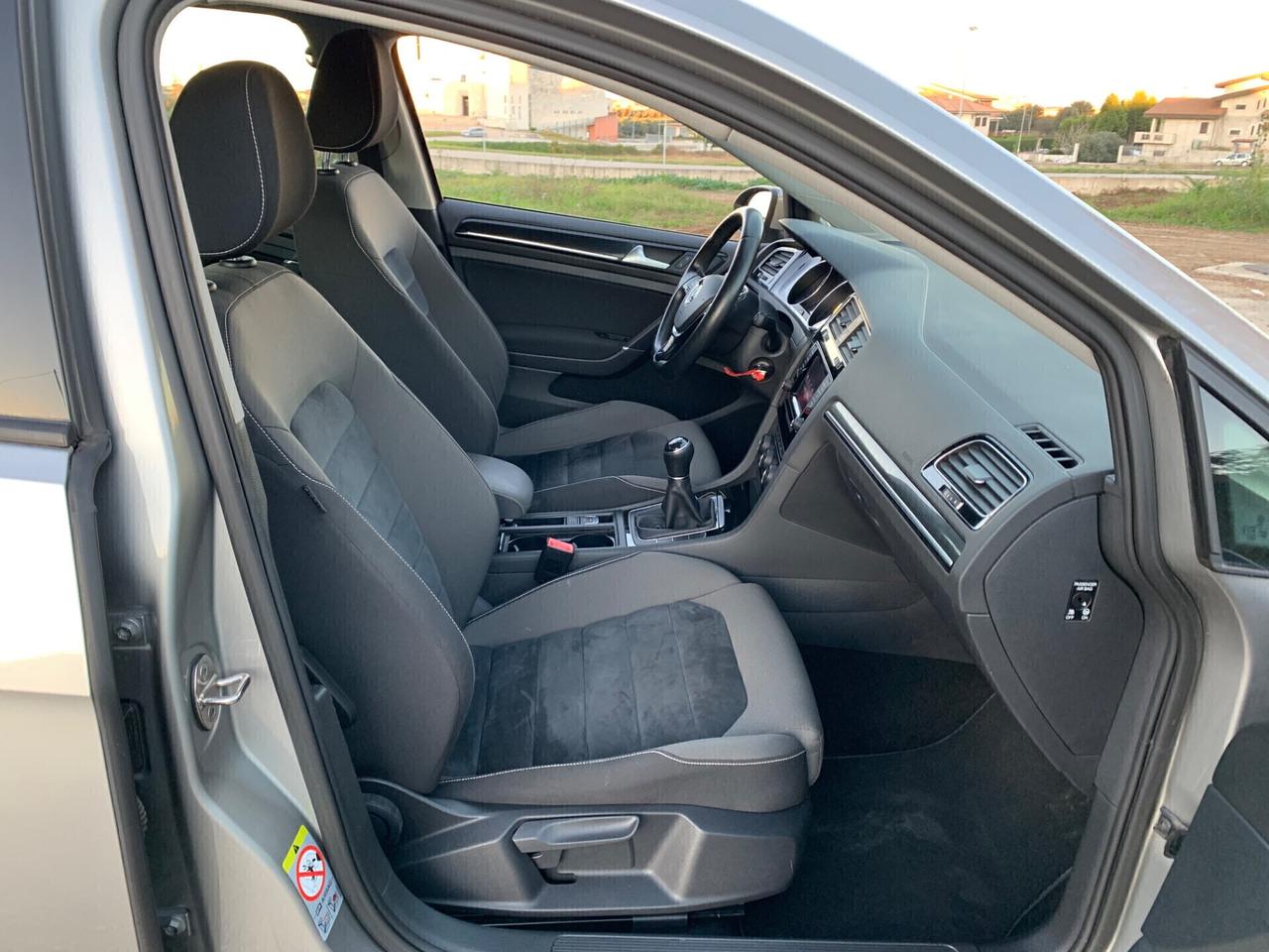 Volkswagen Golf 1.6 TDI 105 cv 5p. Highline BlueMotion Technology