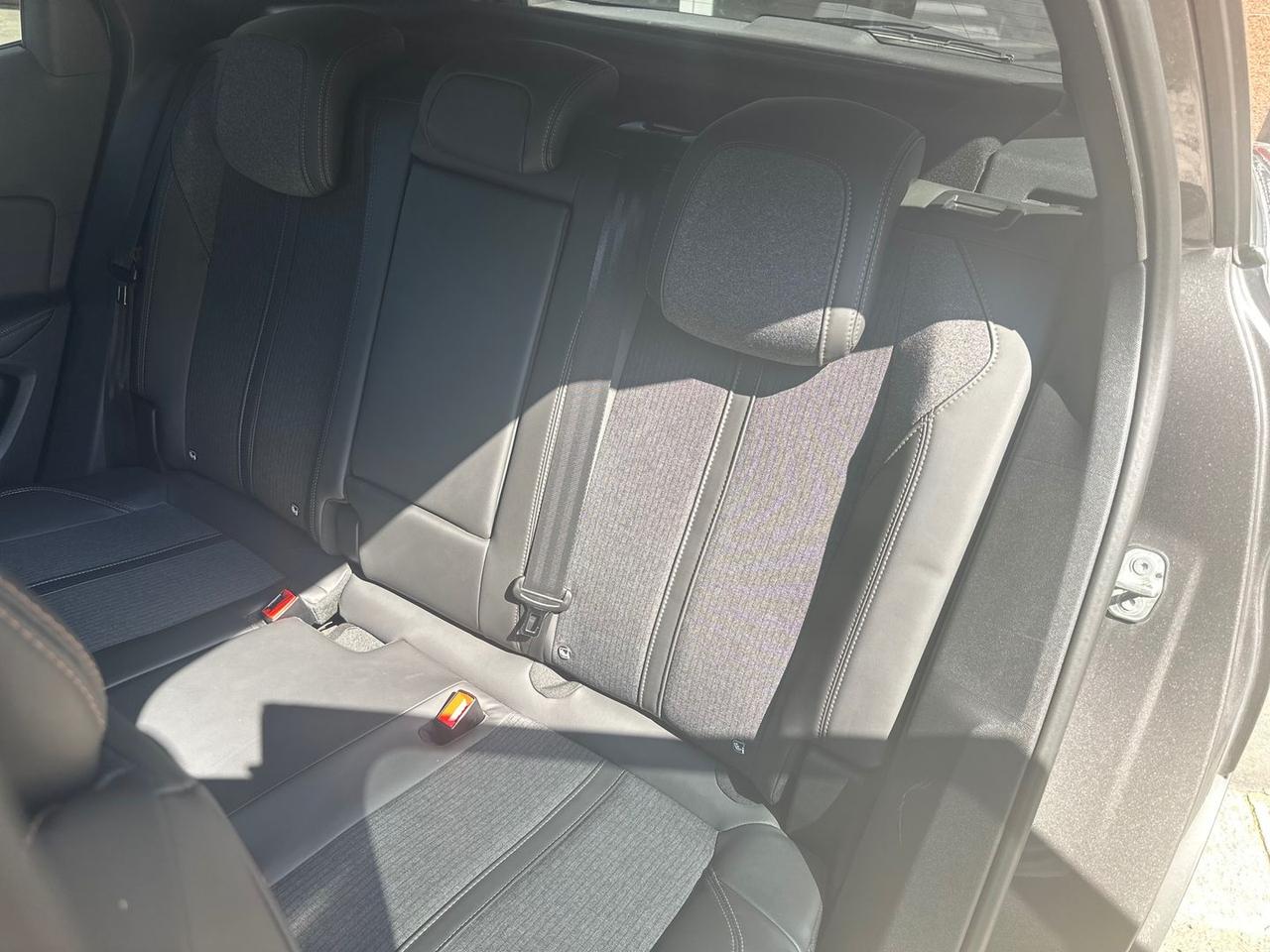 Peugeot 3008 GT Line 1.6 Blue HDI 120