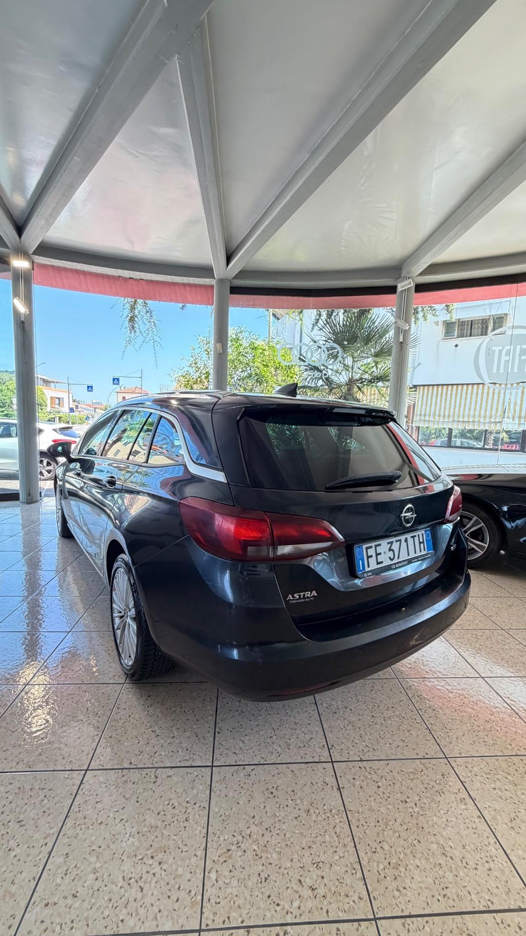 Opel Astra 1.6 CDTi 136CV aut. Sports Tourer Innovation