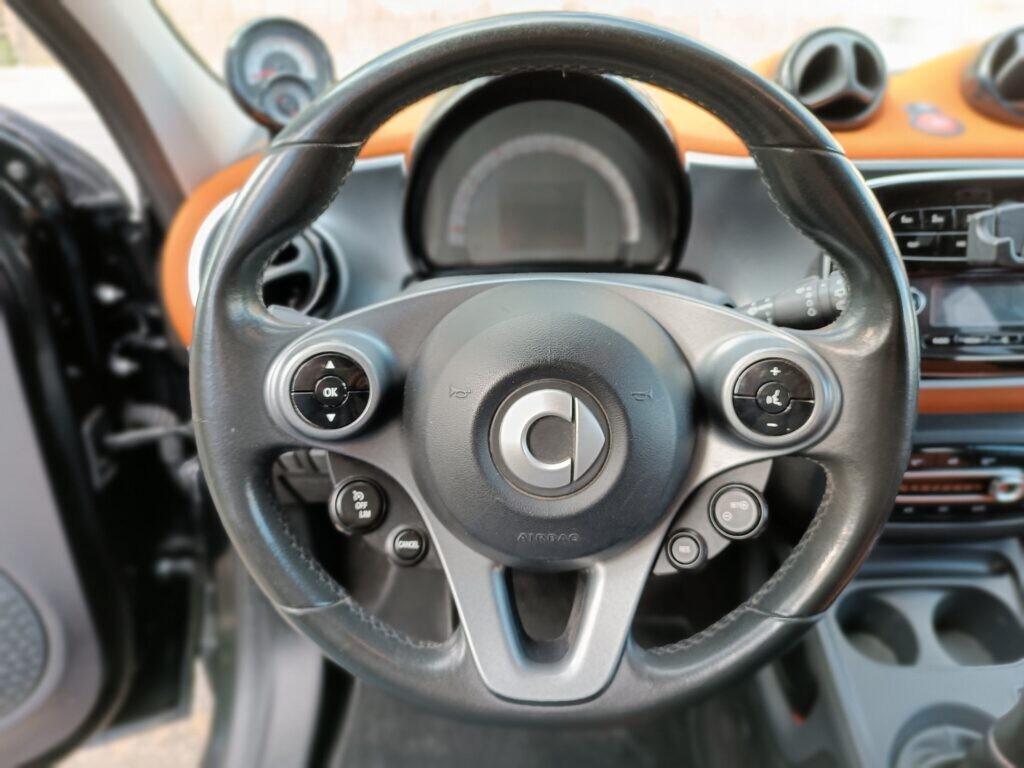 Smart ForFour 70 1.0 Passion