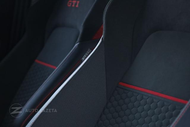 VOLKSWAGEN Golf GTI Clubsport 2.0 DSG Sedili Riscaldabili Cerchi "R"