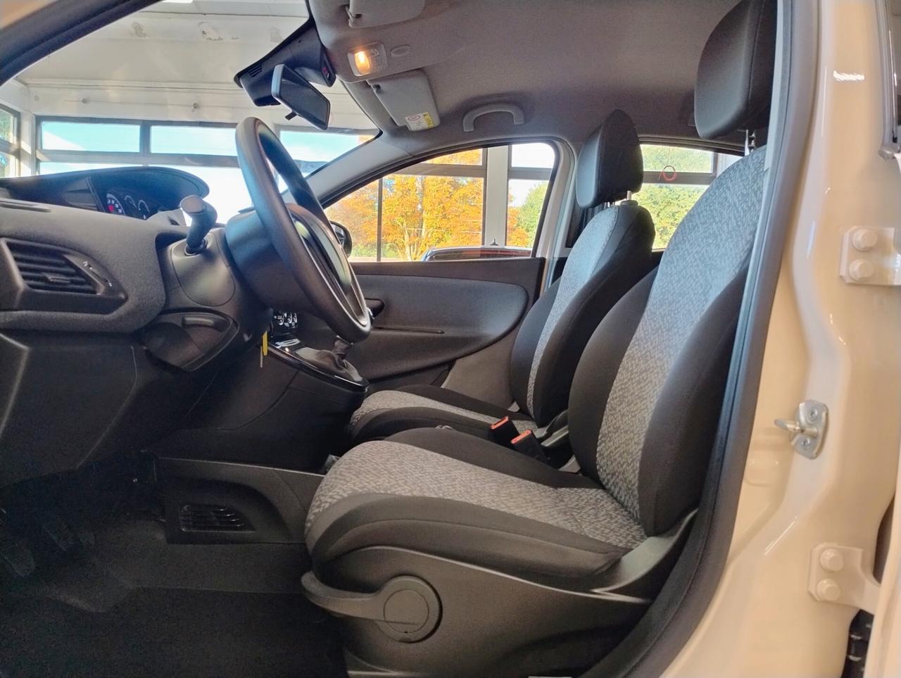 LANCIA YPSILON 1.0 FIREFLY HYBRID GOLD s&s BLUETOOTH