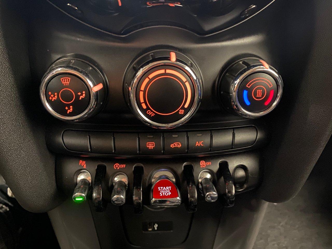 Mini 3 Porte Cooper 1.5 136cv Turbo DCT Navi Led Occasione!