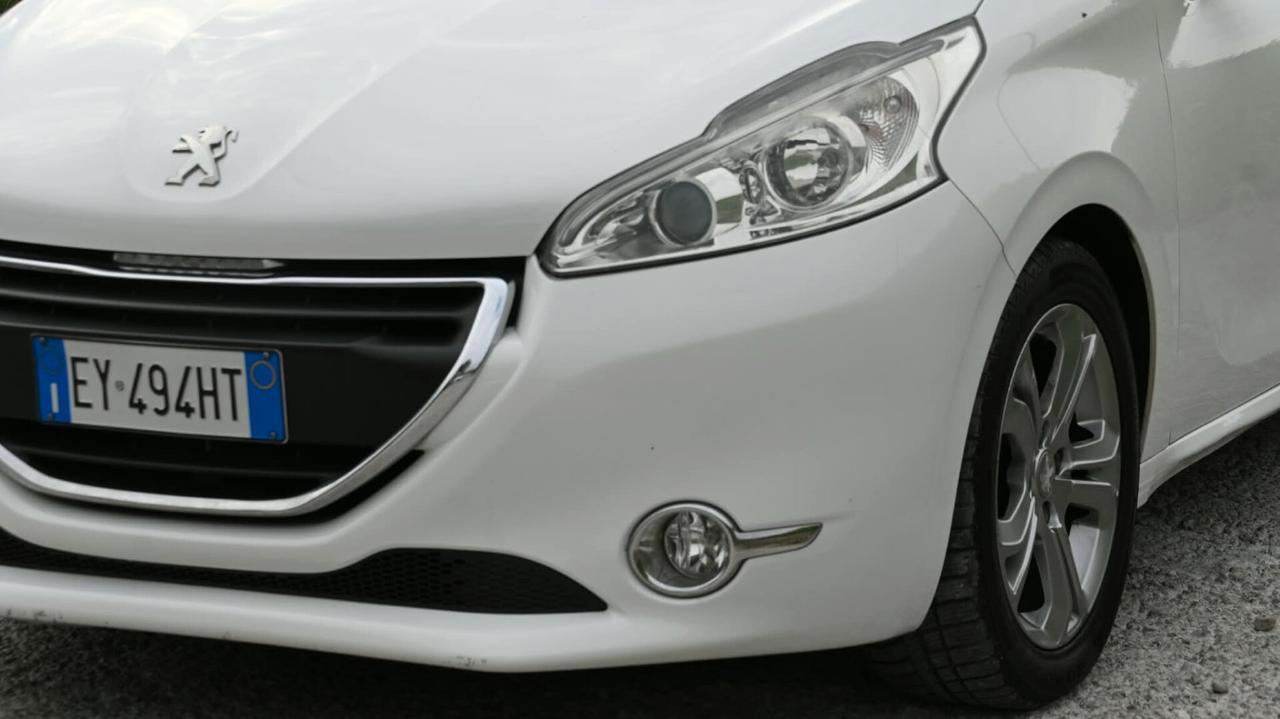 Peugeot 208 1.2 e-VTi Allure Neopatenati