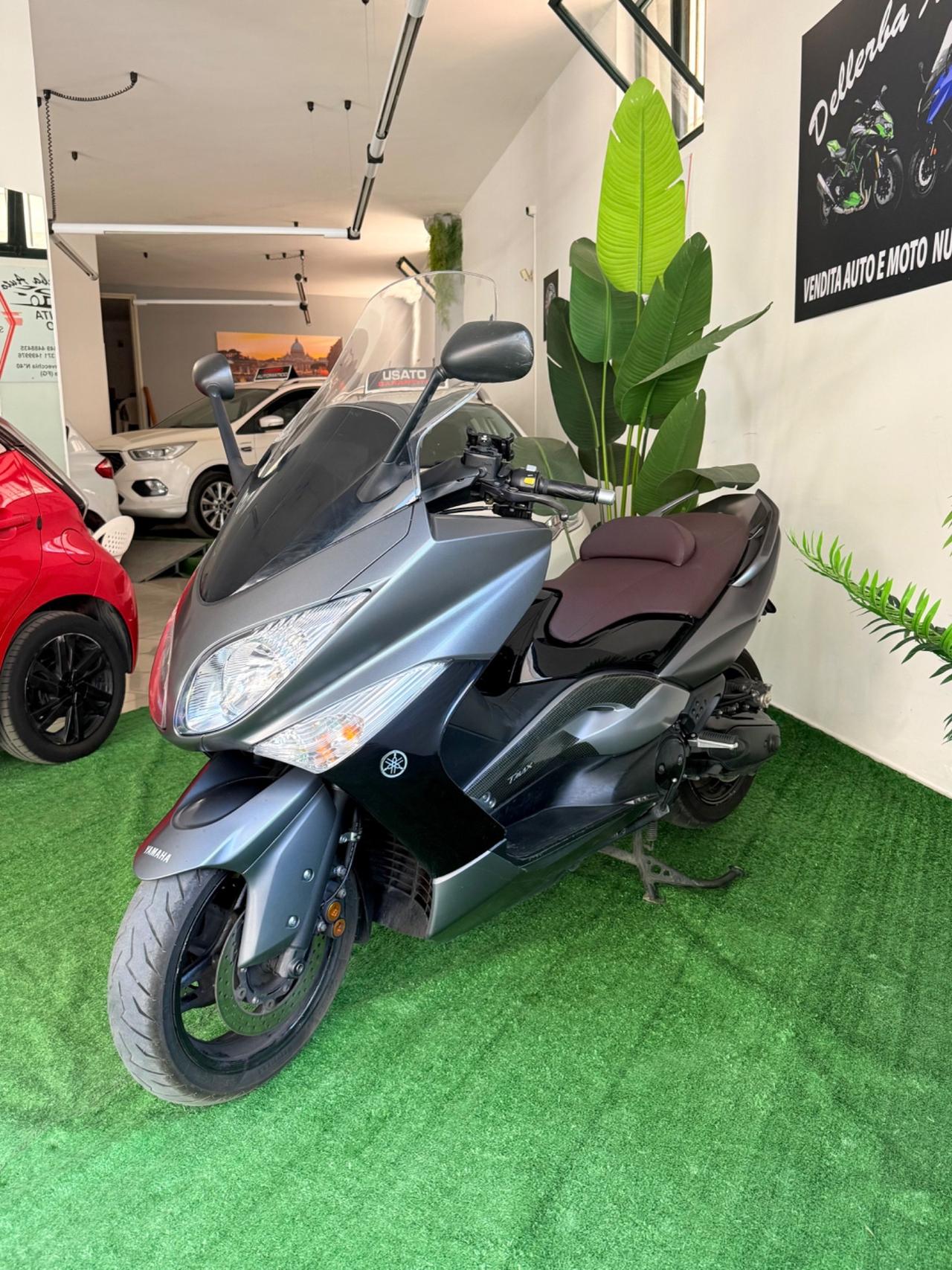 Yamaha T Max
