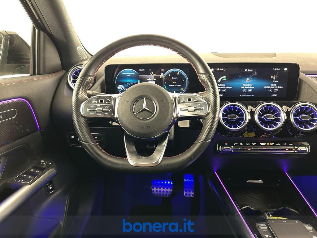Mercedes GLA 200 200 D Premium 4Matic 8G-DCT