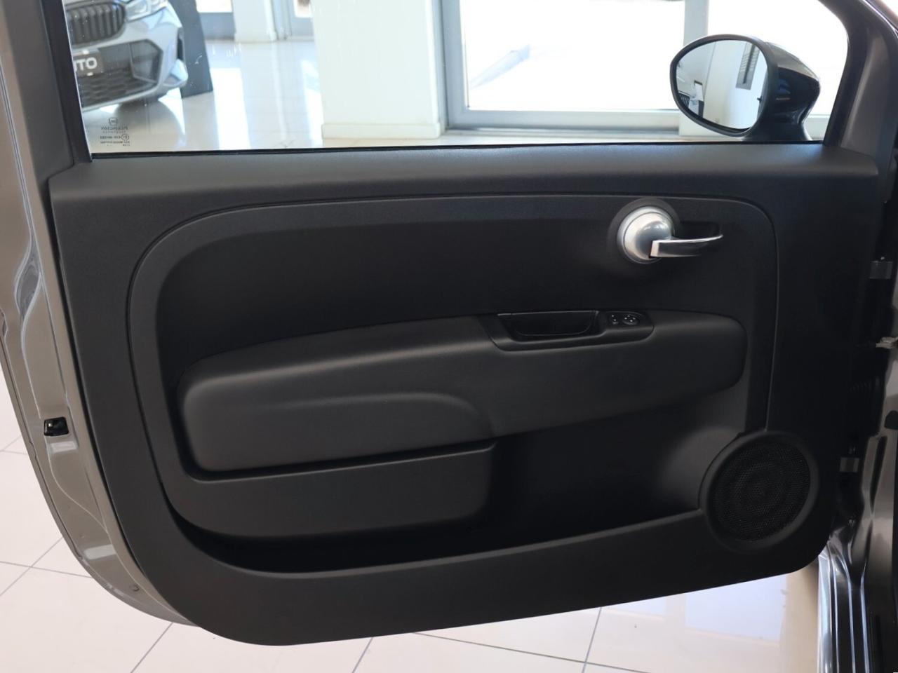 Fiat 500 1.0 Hybrid Connect 2021