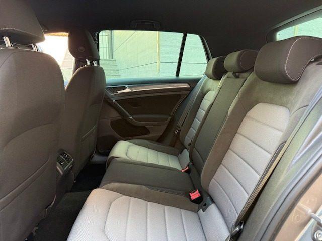 VOLKSWAGEN Golf 2.0 TDI 5p. BlueMotion Technology R-LINE