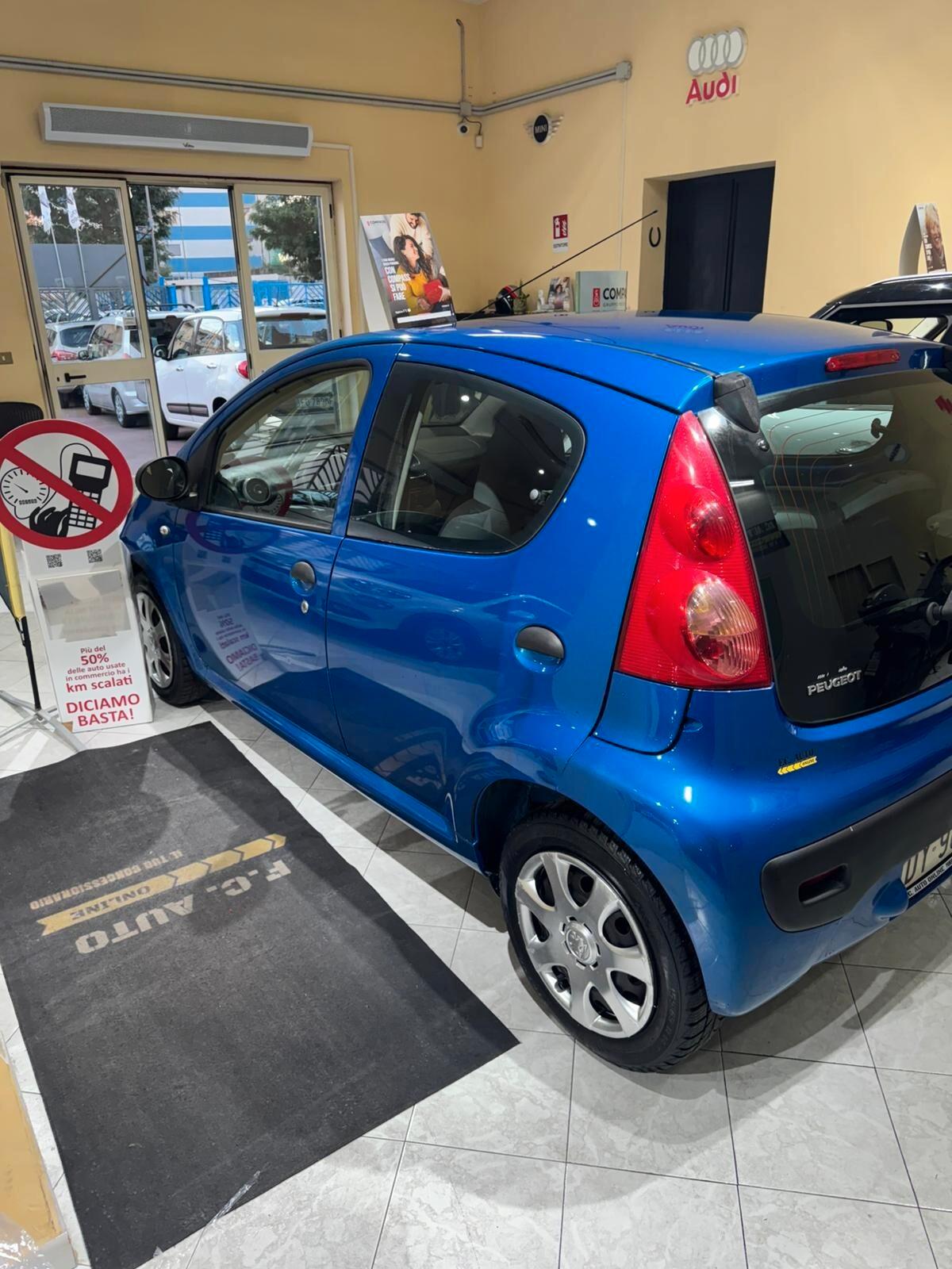 Peugeot 107 1.0 68CV 3p. Sweet Years