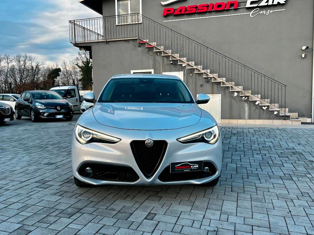 Alfa Romeo Stelvio 2.2 t Sprint Q4 190cv auto