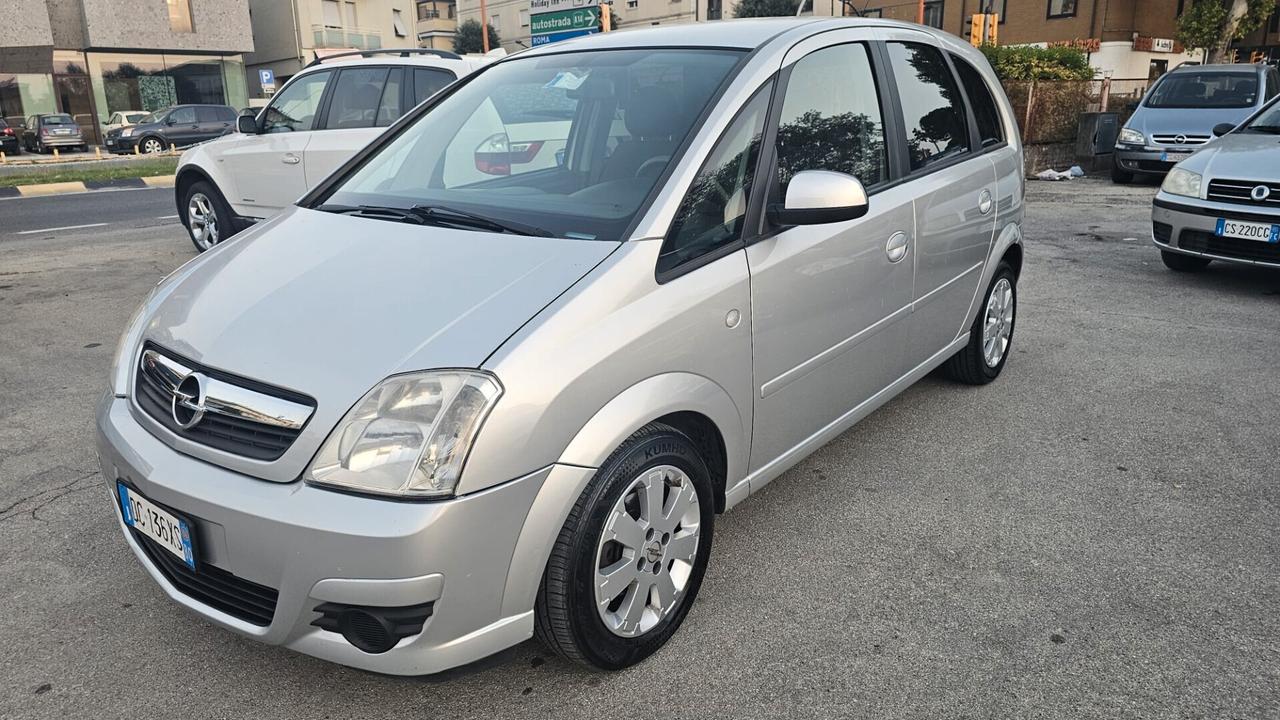 Opel Meriva 1.4 16V Club BENZINA