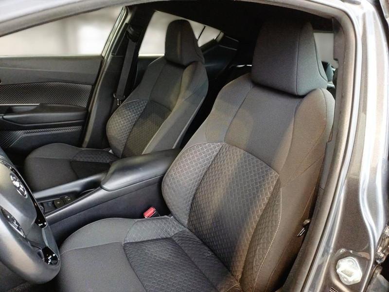 TOYOTA C-HR 1.8H (122 CV) E-CVT BUSINESS 5 PORTE SUV