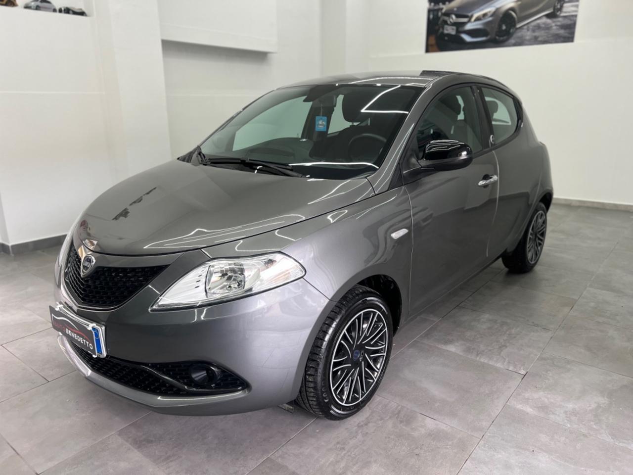 Lancia Ypsilon 1.2 69 CV GPL Ecochic Gold 2019