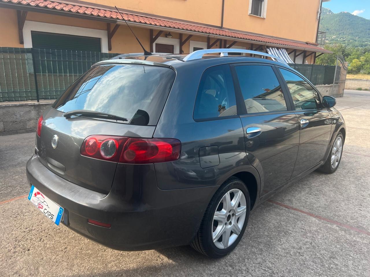 Fiat Croma 1.9 Multijet Emotion