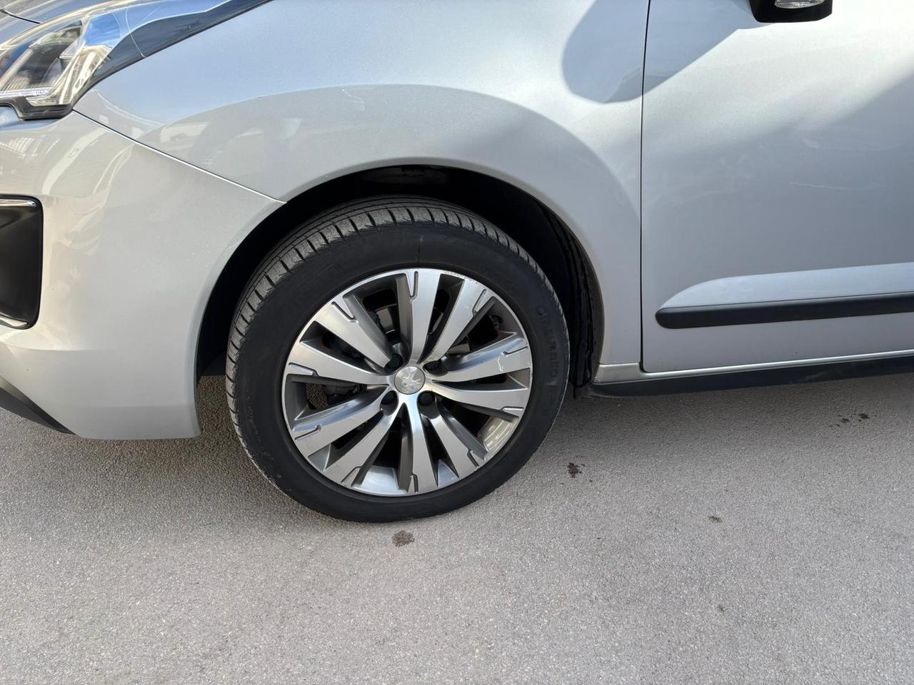 Peugeot 3008 BlueHDi 120 S&S Allure