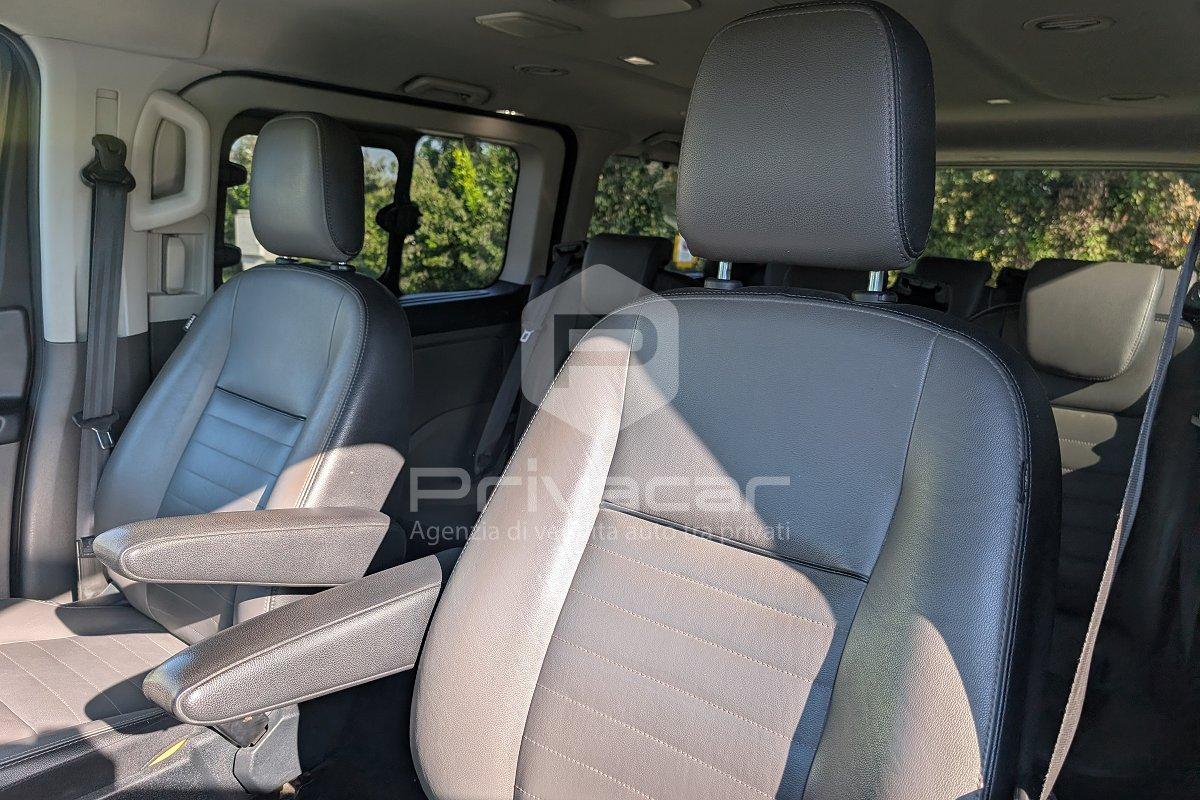 FORD Tourneo Custom 310 2.0 TDCi 130CV PC Titanium
