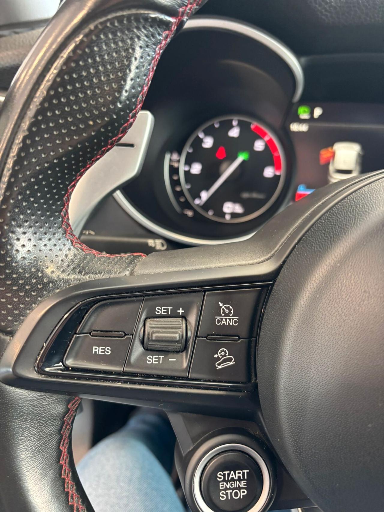 Alfa Romeo Stelvio 2.2 Turbodiesel 160 CV AT8 RWD Rosso Edizione