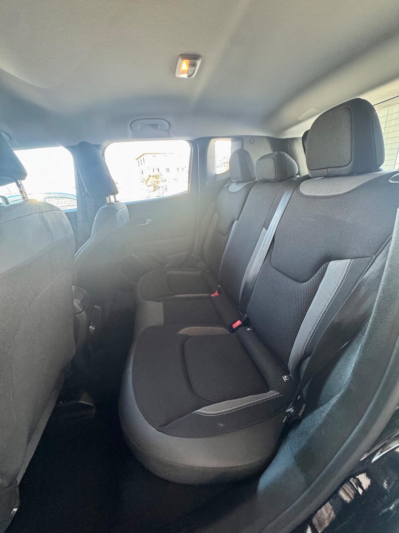 Jeep Renegade 1.5 Turbo T4 MHEV Limited