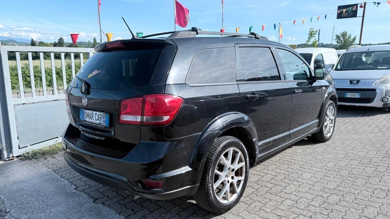 Fiat Freemont 2.0 MJT 2012 7 POSTI