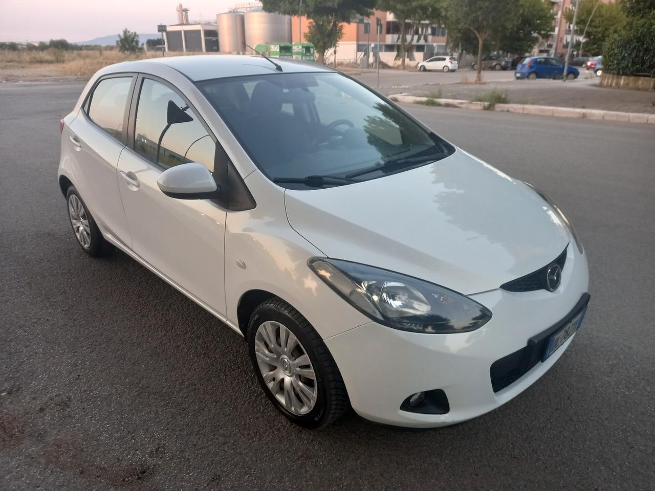 MAZDA 2 1.4 TDCI