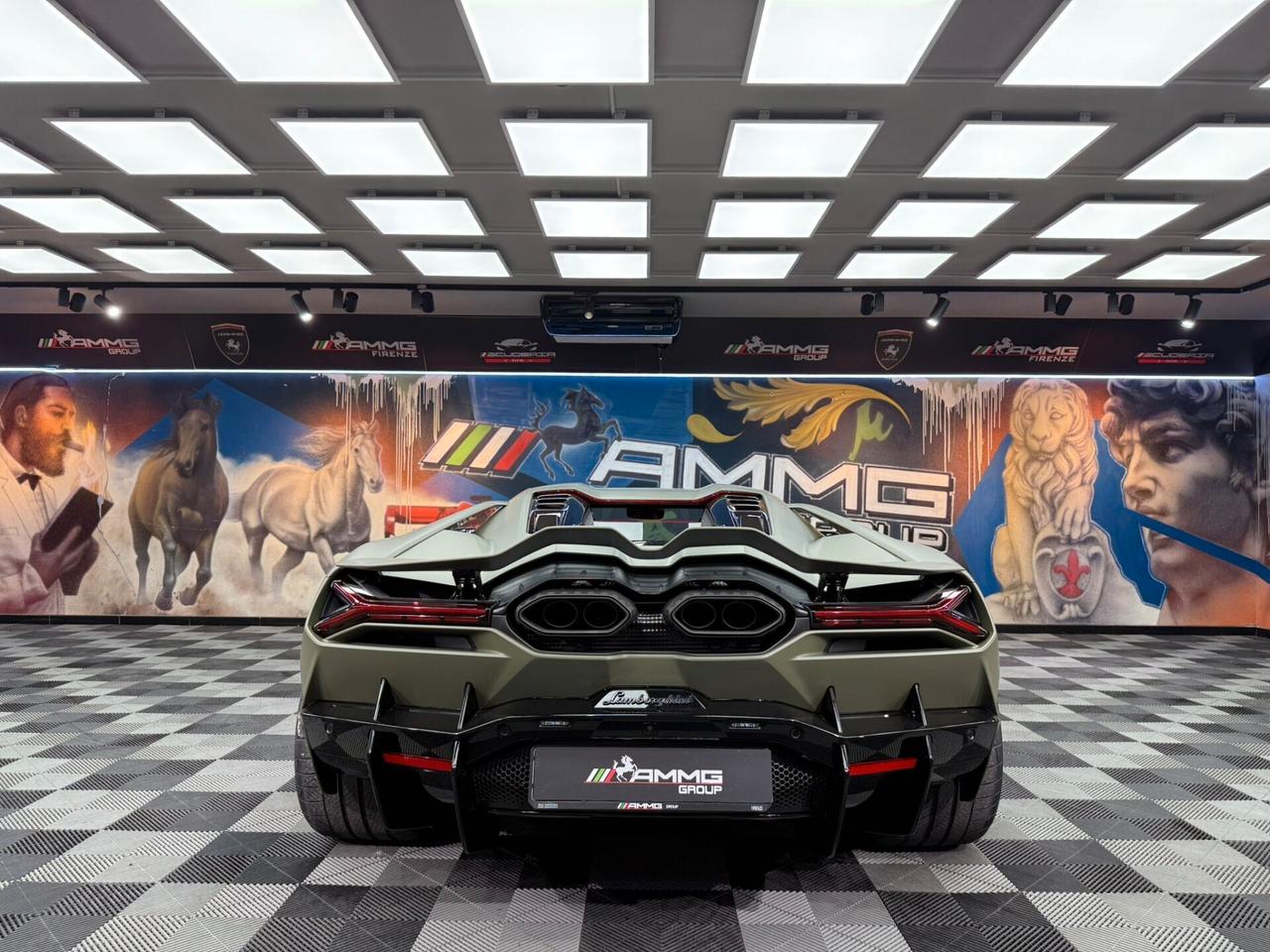 Lamborghini Revuelto 6.5 V12 (333)