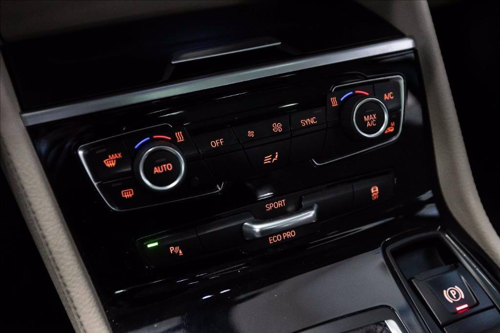 BMW 218d Active Tourer Luxury auto del 2014