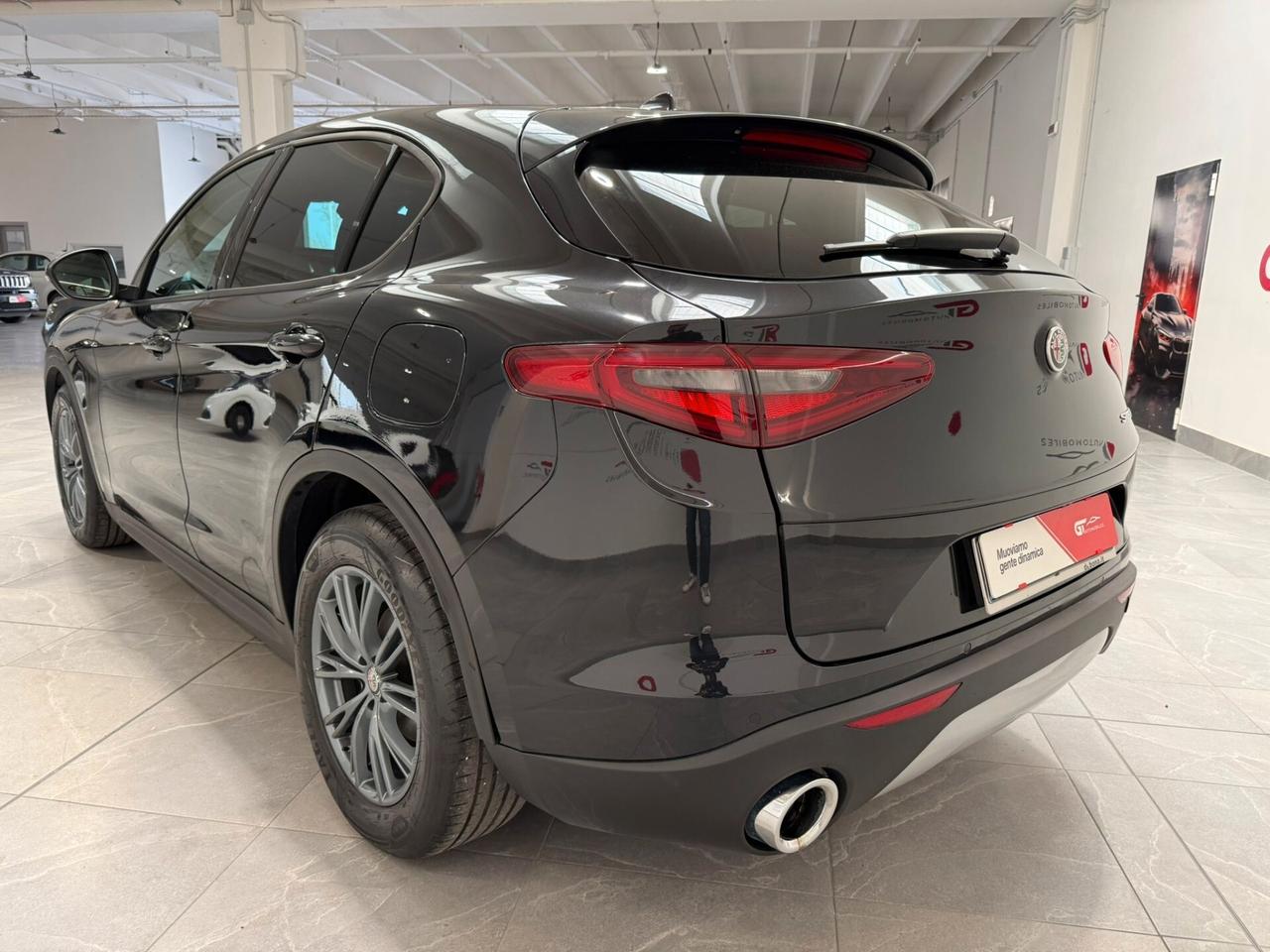 Alfa Romeo Stelvio 2.2 Turbodiesel 160 CV AT8 RWD Business