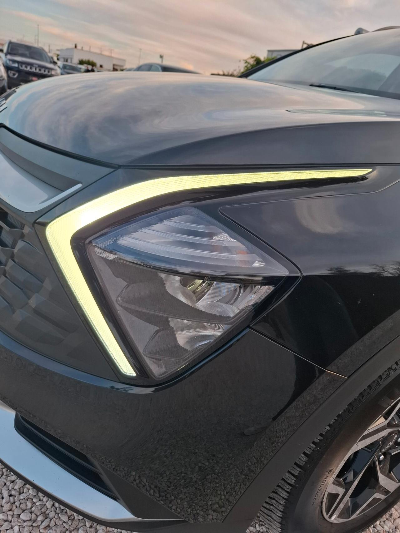 Kia Sportage 1.6 CRDI-136cv*B-LED*NAVY*VIRTUAL