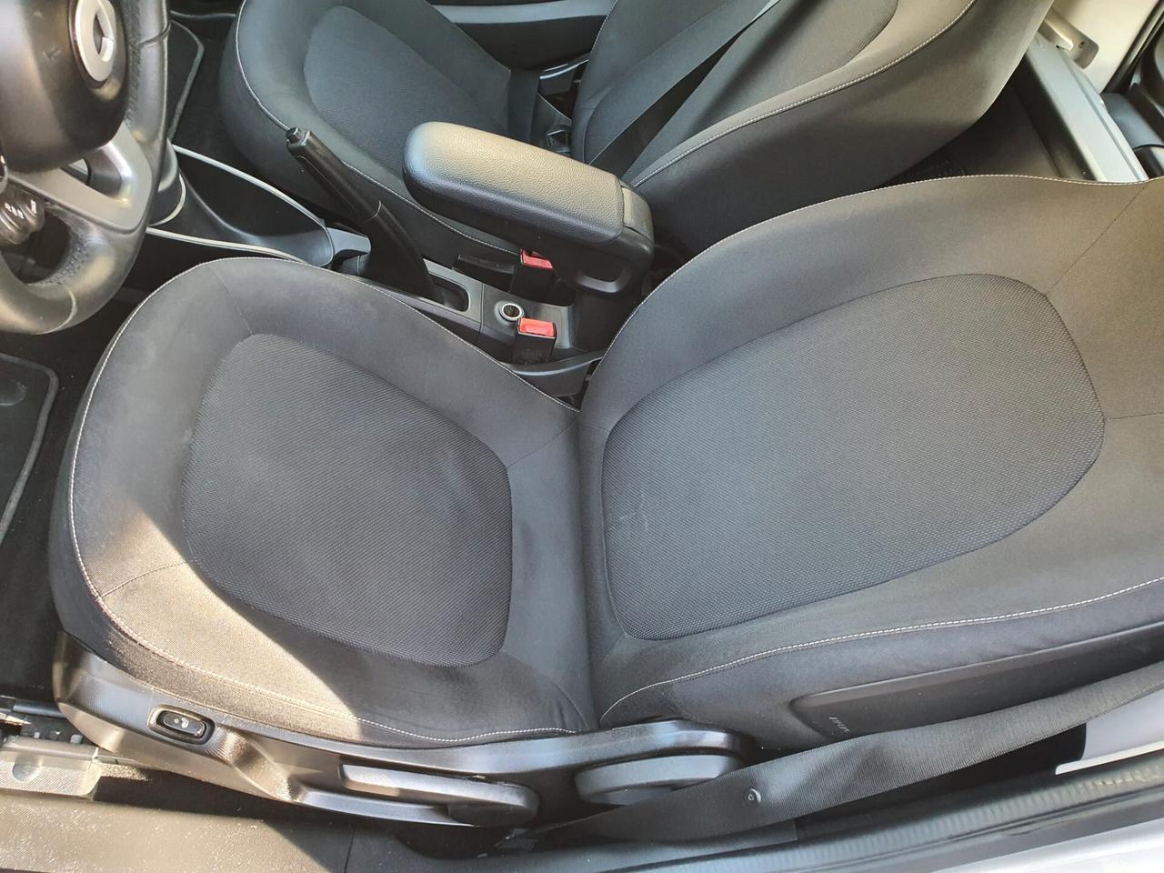 Smart ForTwo 1.0 71cvAUTOMATICA/LED/TETTO