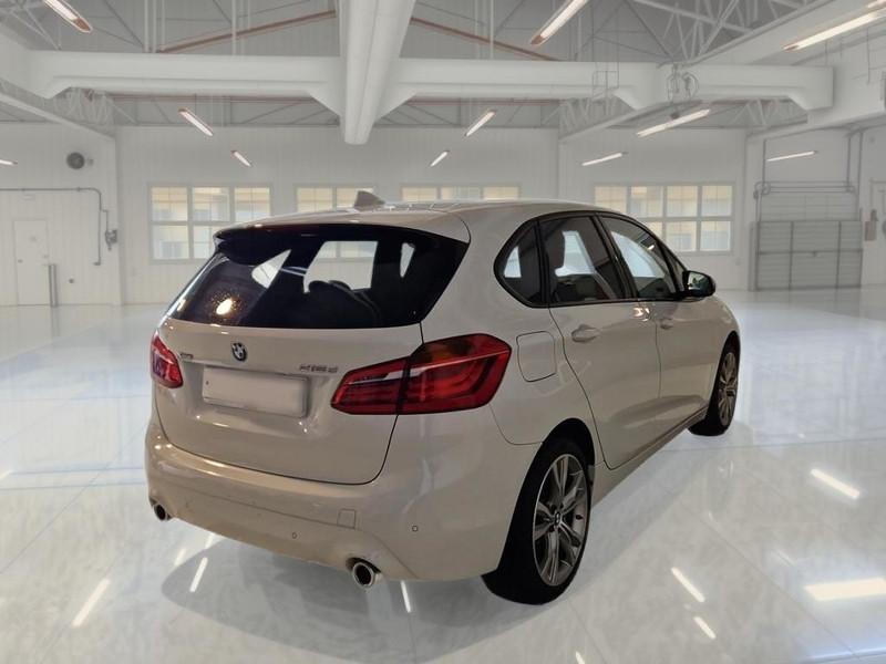 BMW 218 ACTIVE TOURER xDrive Business Aut.