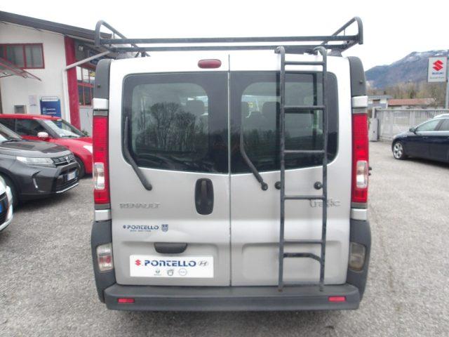 RENAULT Trafic 2.0dCi 115 9 POSTI - PASSO CORTO X COMMERCIANTI