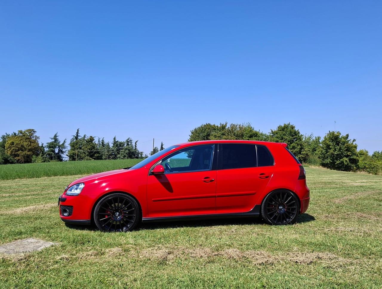 Volkswagen Golf GTI 2.0 16V TFSI 5p. MAN. TORNADO RED ASI