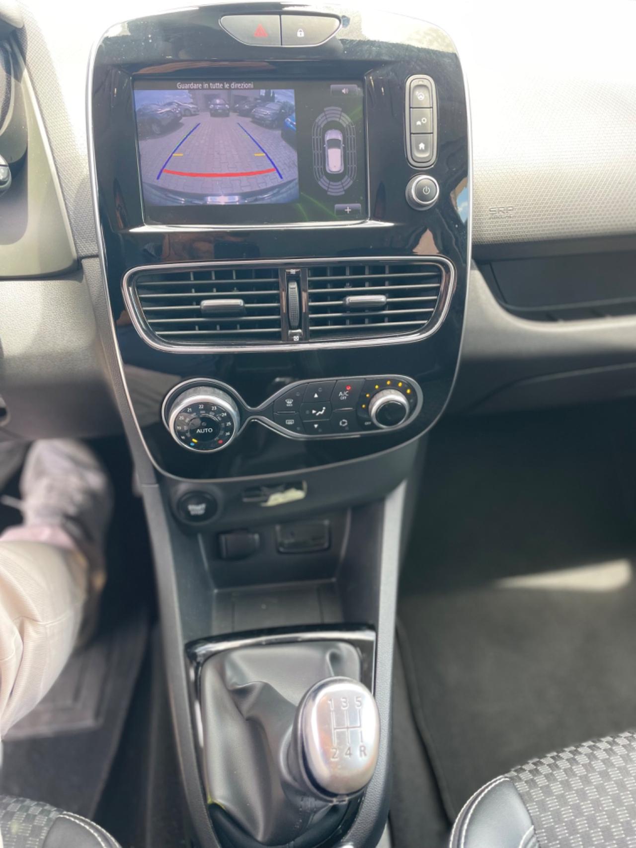 Renault Clio dCi 8V 90 CV 5 porte Moschino Intens