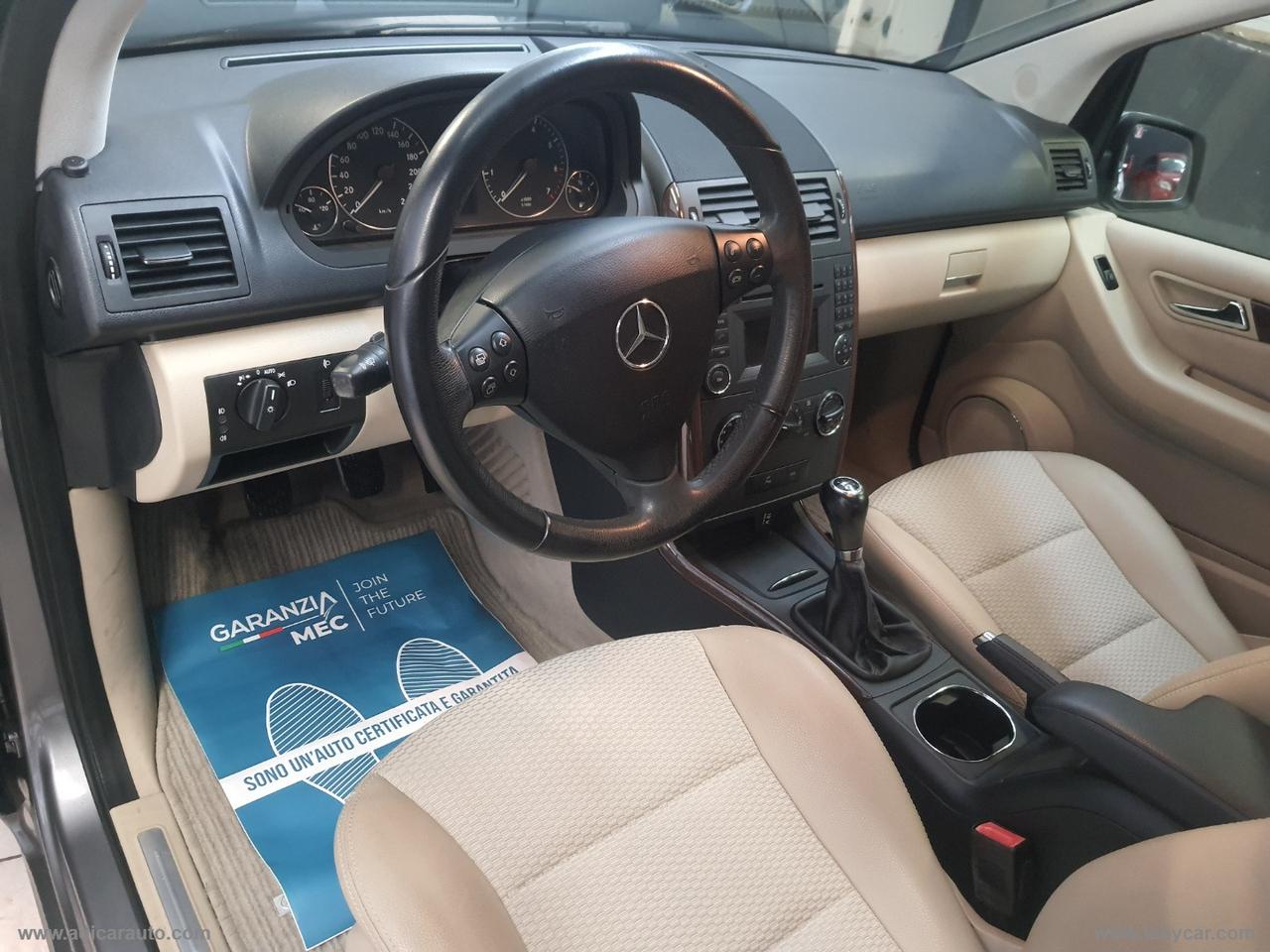 MERCEDES-BENZ A 180 BlueEFFICIENCY Style