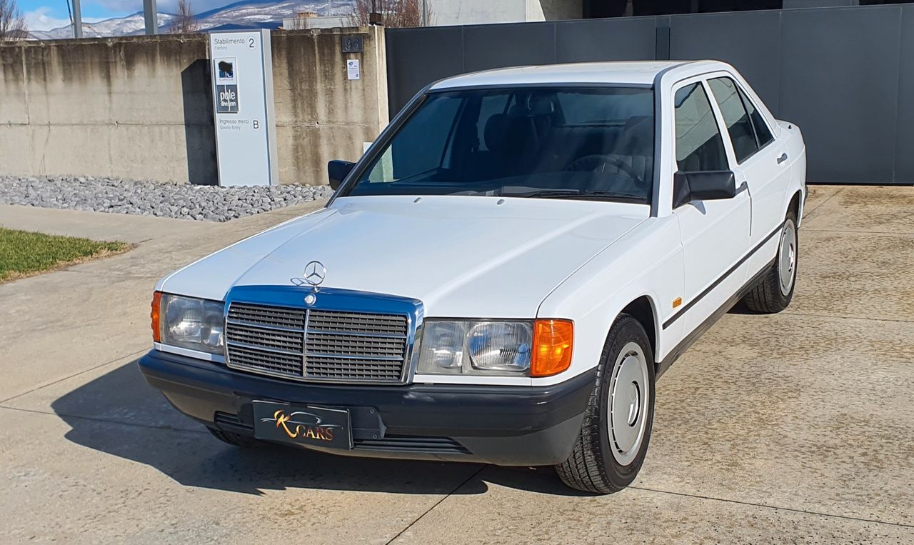 Mercedes 190 E primissima vernice ( PERMUTE )