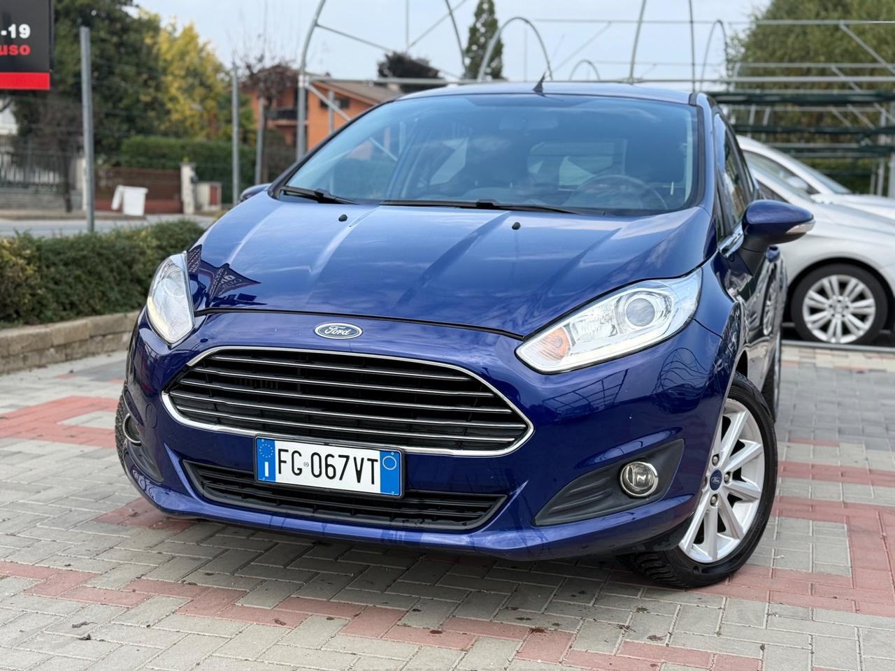 Ford Fiesta 1.5 TDCi 75CV 5 porte Titanium NEOPATENTATI