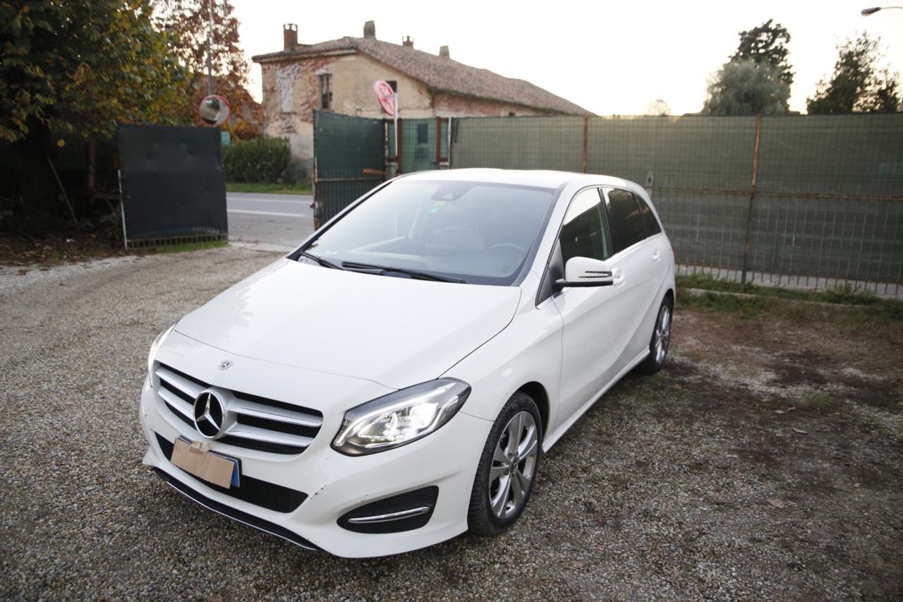 Mercedes-benz B 180 B 180 d Automatic Premium