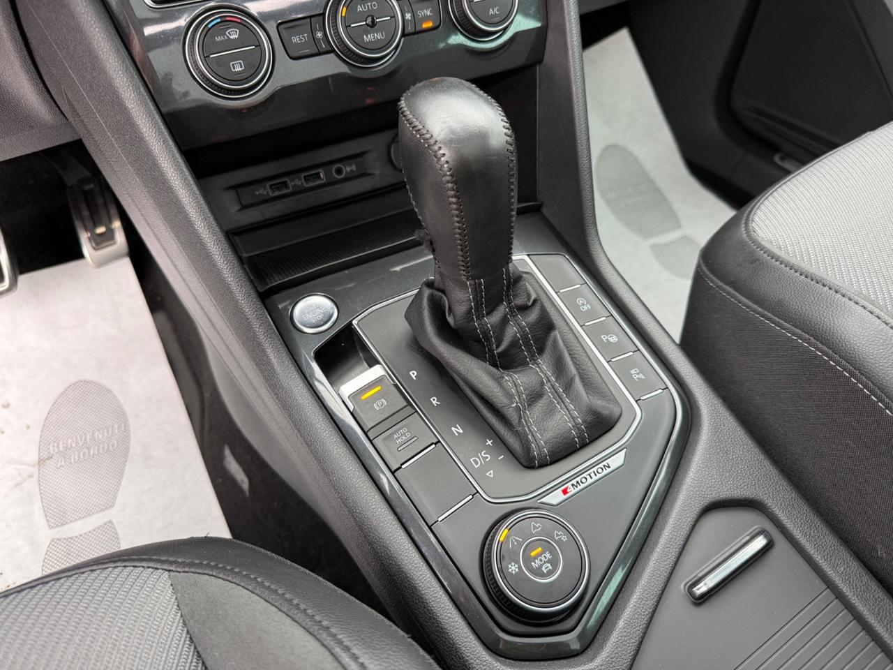 Volkswagen Tiguan 2.0 TDI 190 CV. 4MOTION R-LINE.TETTO APRIBILE